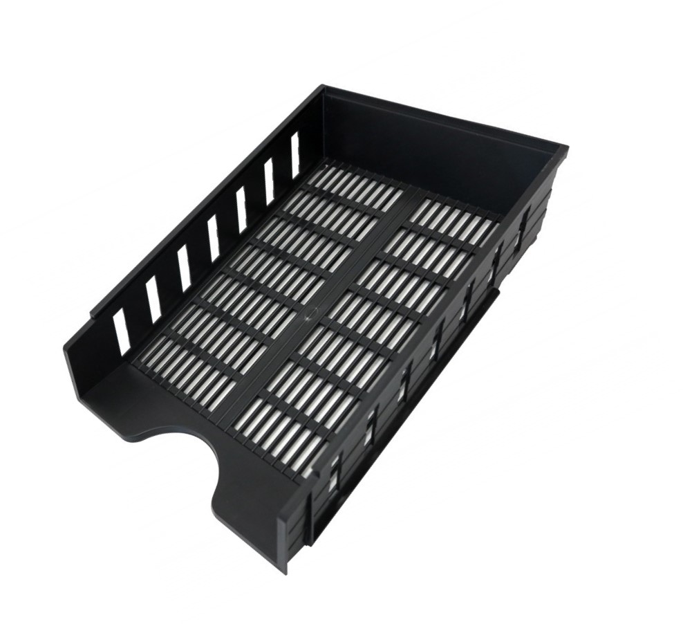 Listová zásuvka čierna